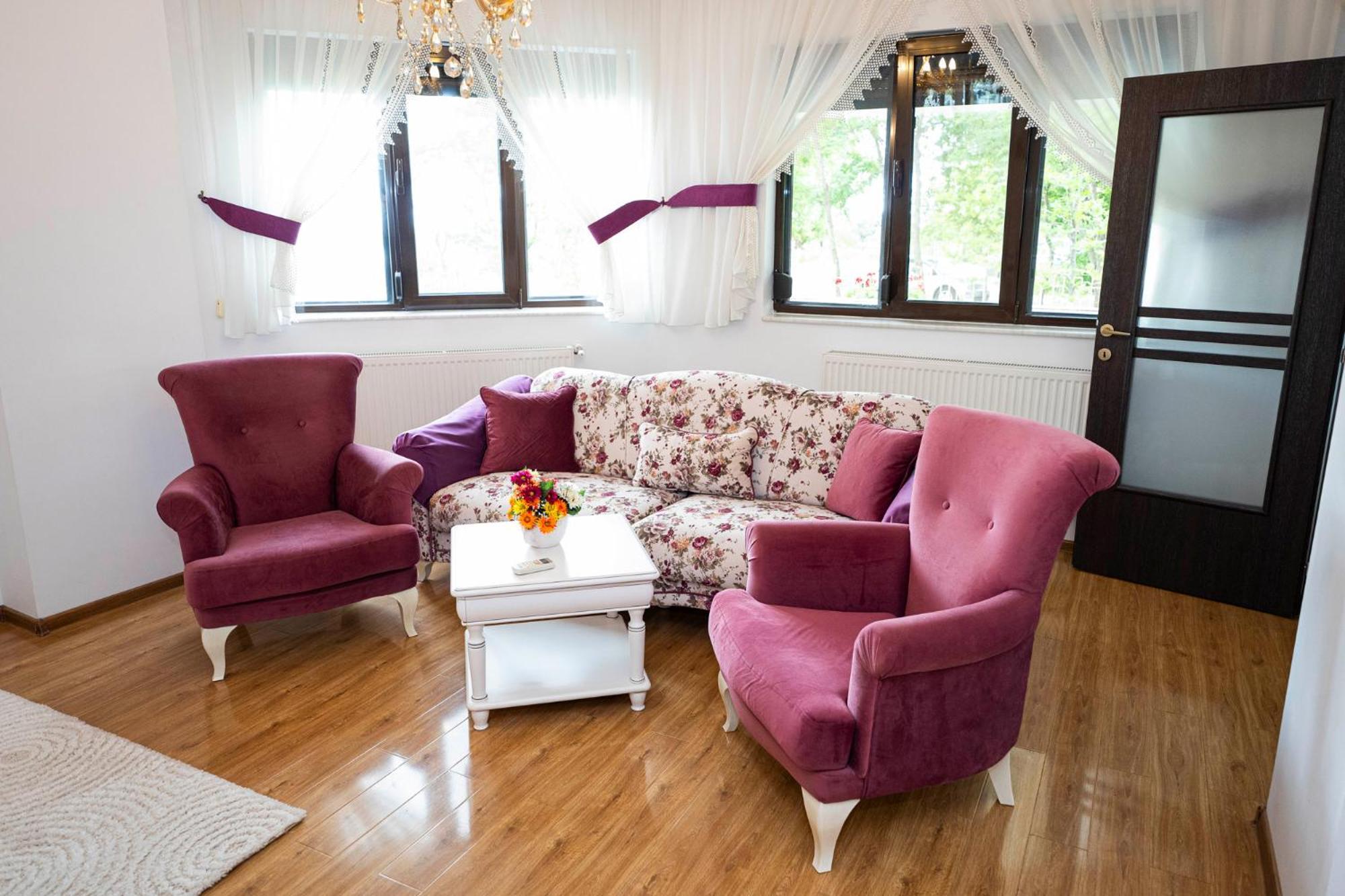 Noblesse Suite Galati  Ngoại thất bức ảnh