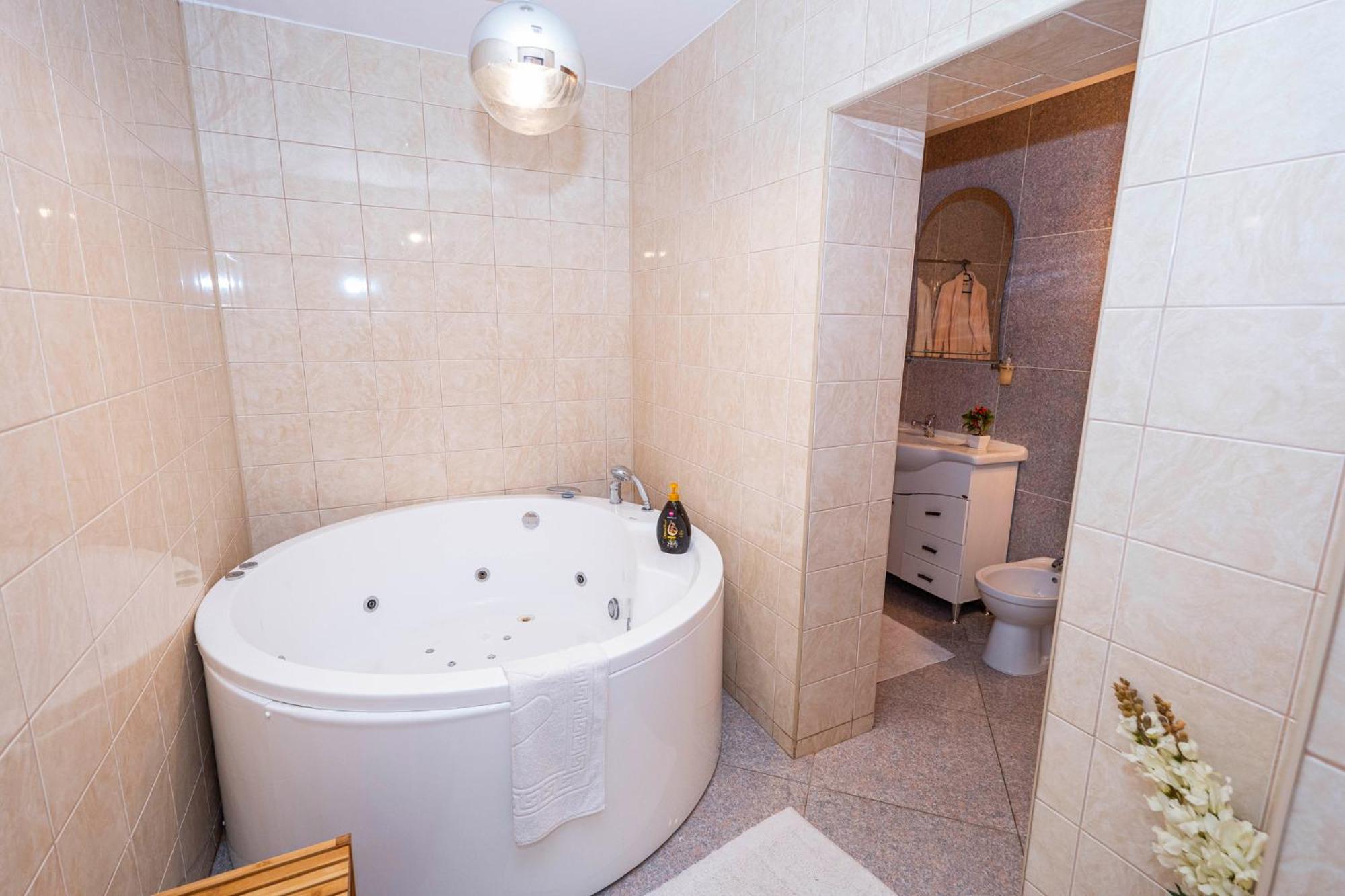 Noblesse Suite Galati  Ngoại thất bức ảnh